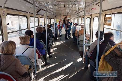Электронные билеты вводят в общественном транспорте в Одессе