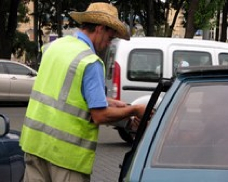 Парковка автомобилей в Одессе снова станет платной с середины февраля