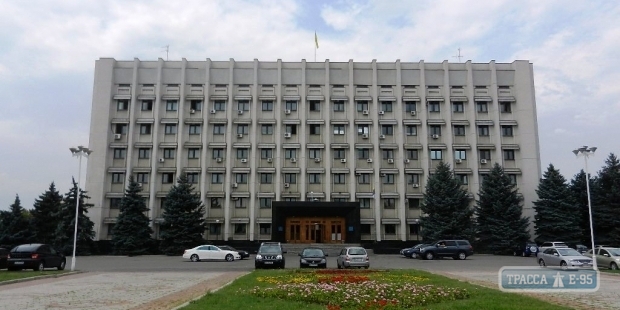 Саакашвили просит президента, МВД и СБУ разобраться с возможным двойным гражданством мэра Одессы