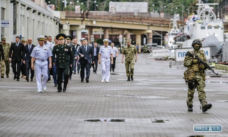 Правительство передало Минобороны два здания в Одессе для штаба ВМС