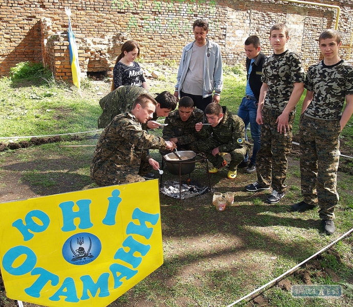 Ученики пяти школ сразились на казацком турнире в Любашевке
