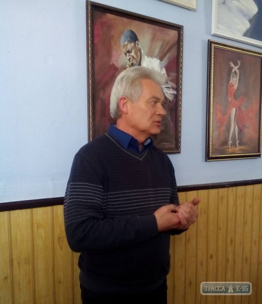 Начальник Ивановского РЭС показал общественности свои новые картины