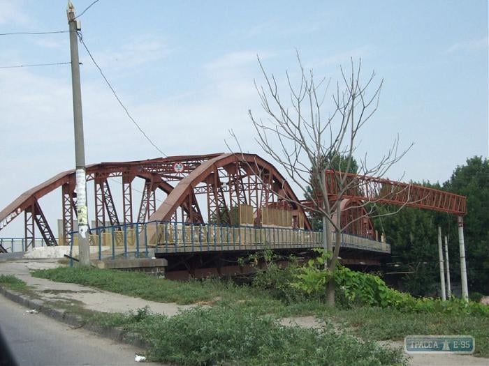 Десятилетний одессит сообщил в полицию о минировании Горбатого моста ради захватывающих впечатлений