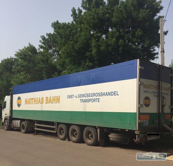 На севере Одесской области задержали грузовик с контрабандным спиртом на 60 тыс. долларов (фото)