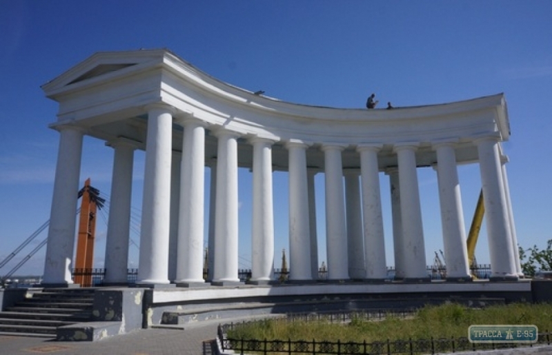 Одесситы могут наблюдать за Потемкинской лестницей и колоннадой онлайн (видео)