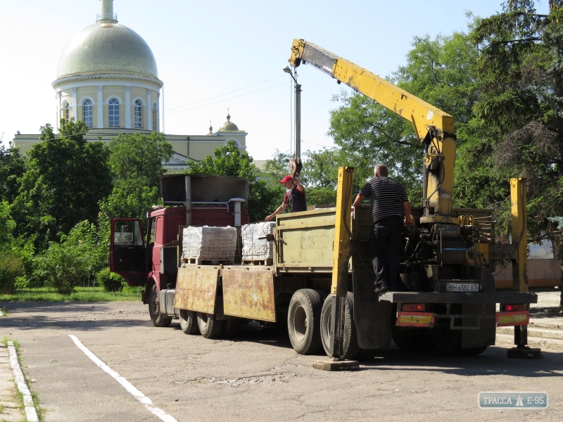 Реконструкция главной городской площади началась в Болграде