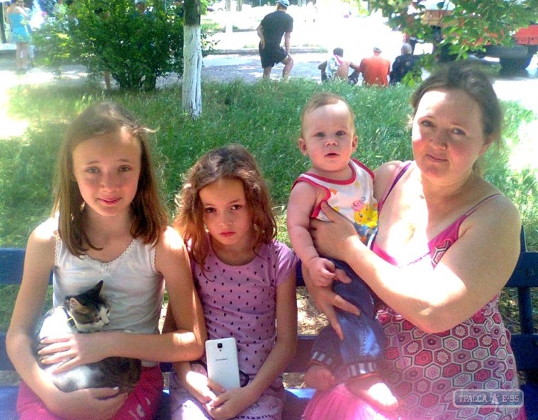 При пожаре на юге Одесской области спасли троих детей
