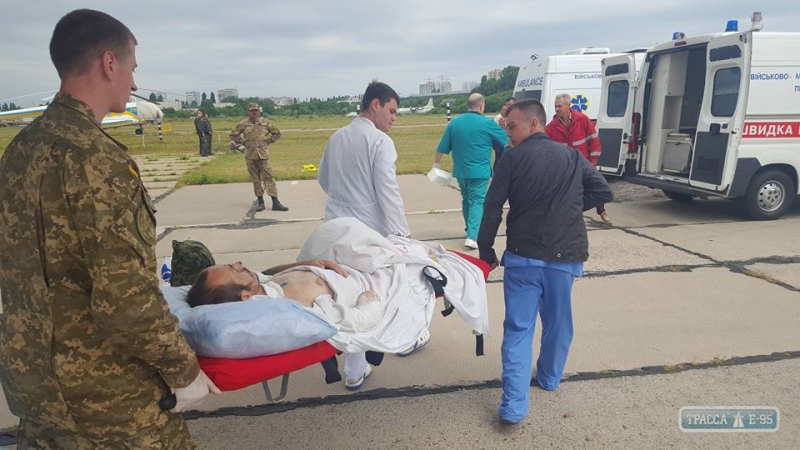 В Одессу снова доставили раненых из АТО. Нужна кровь (фото)