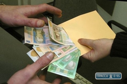 Жители Южного зарабатывают в два раза больше, чем в среднем по Одесской области