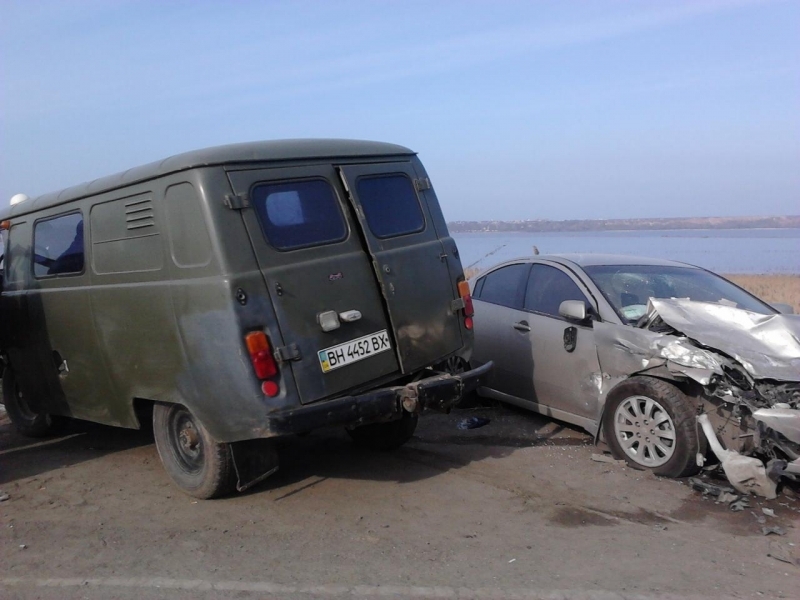 Масштабная авария заблокировала движение на Объездной дороге в Одессе (фото)