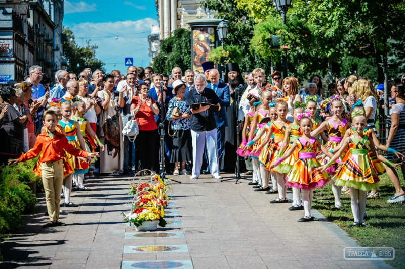 Новые имена появились на Аллее звезд в Одессе (фото)