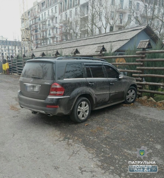 Патрульные с погоней задержали пьяного водителя в Одессе (фото)