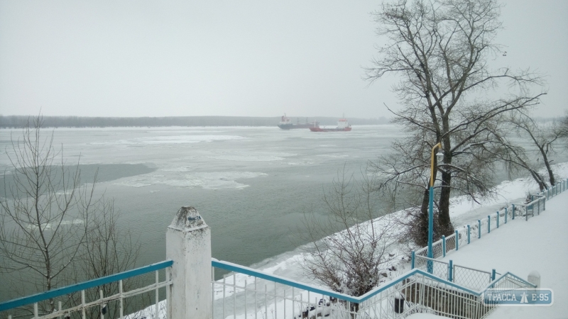 Дунай постепенно замерзает на юге Одесщины (фото)