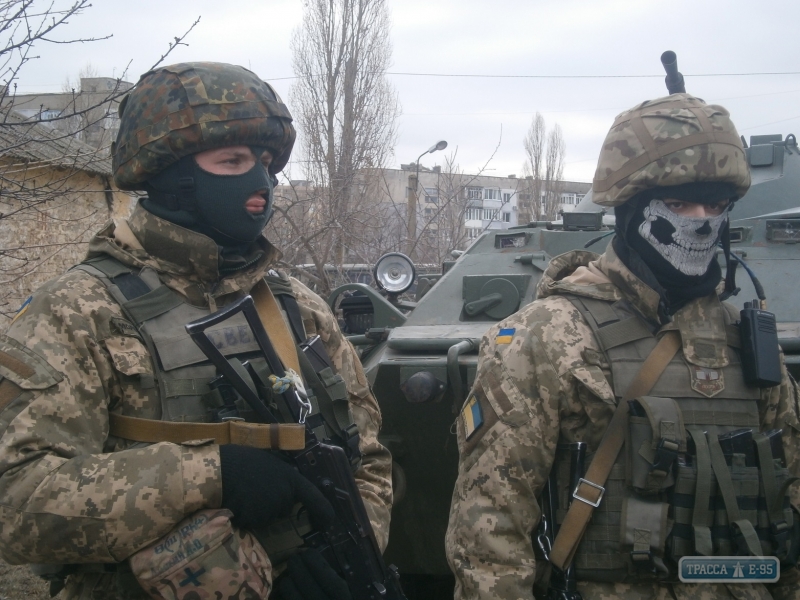 Морские пехотинцы провели учения в Белгороде-Днестровском (фото)