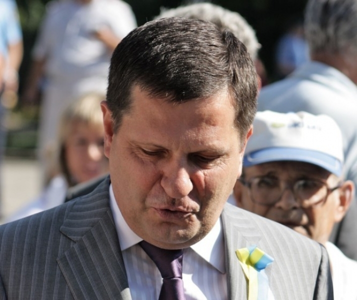 Суд обязал мэра Одессы и 88 депутатов публично извиниться