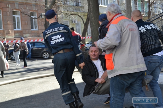 Масштабный пожар в центре Одессы с высоты птичьего полета: уничтожены 11 квартир