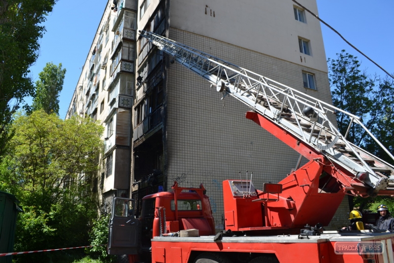 В Одессе горела девятиэтажка: огонь охватил несколько этажей