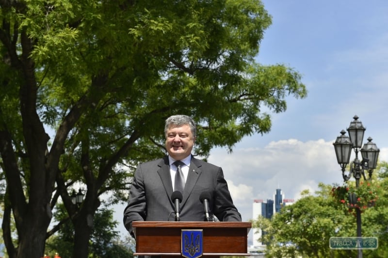 Президент прибыл на открытие Стамбульского парка в Одессе (фото)