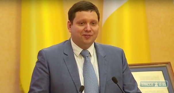 Новый депутат Одесского горсовета принял присягу вместо покинувшего страну Саши Боровика