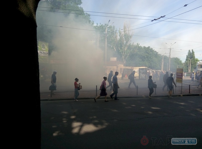 На Куликовом поле в Одессе произошел пожар (фото)