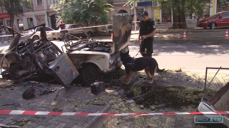 Полиция рассказала подробности взрыва автомобиля в центре Одессы - его начинили тротилом