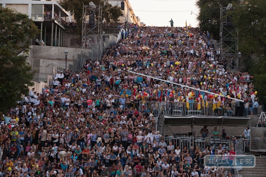 Гала-концерт в День города одновременно покажут на шести экранах в разных местах города 