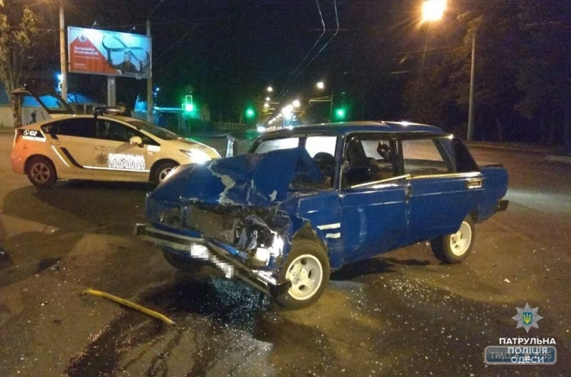 Четыре человека пострадали в ночном ДТП в Одессе (фото)