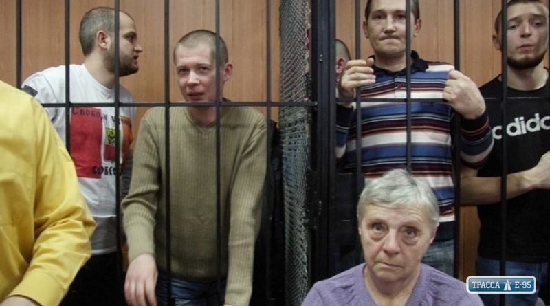 Суд оправдал и постановил отпустить на свободу всех обвиняемых по делу 2 мая антимайдановцев 