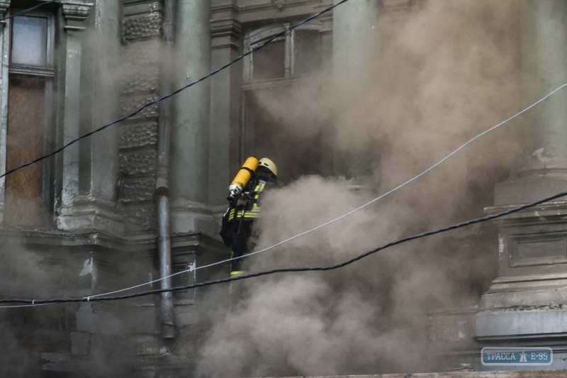 В Одессе горел дом Руссова (фото)