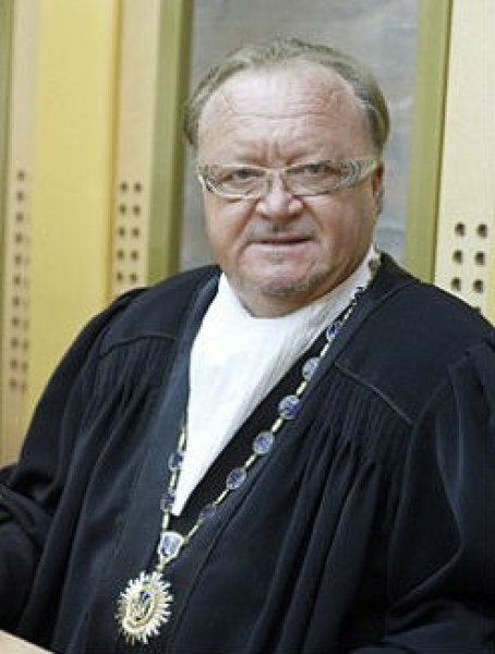 Верховная Рада отправила на пенсию известного одесского судью
