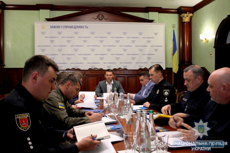 Полиция Одесской области на майские праздники перейдет на усиленный вариант несения службы