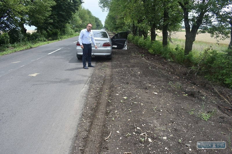 Подрядчик, полгода назад отремонтировавший трассу Кодыма - Балта, до сих пор не обустроил обочины