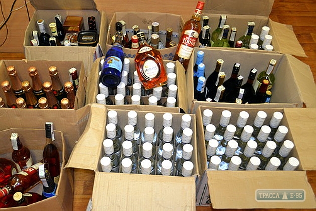 Алкоголь и сигареты стали лидерами среди объектов незаконной торговли в Одесской области