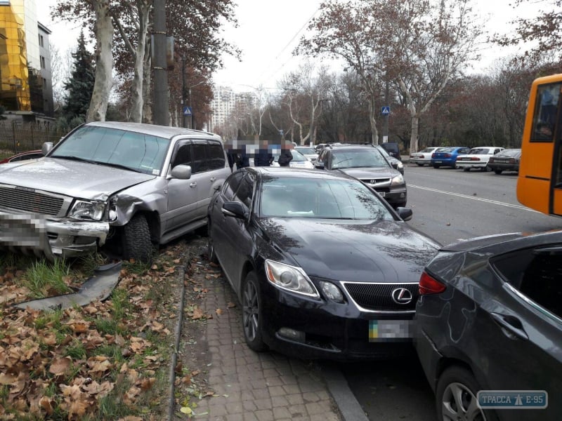 Крупное ДТП с участием четырех автомобилей произошло в центре Одессы 