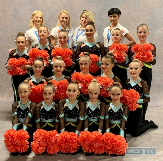Одесские школьницы в США стали чемпионами мира по чирлидингу
