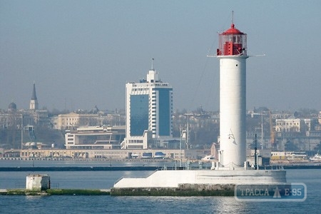 Правительство собирается отдать в концессию Одесский порт и паромный комплекс в порту Черноморск