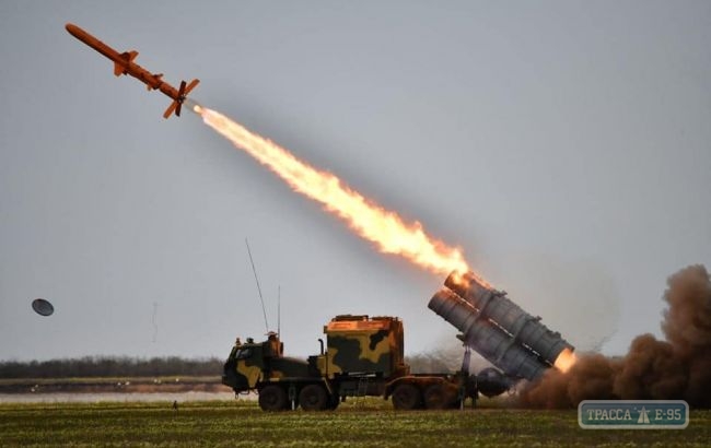 В Одесской области военные испытывают ракетный комплекс «Нептун» с привлечением авиации (фото)