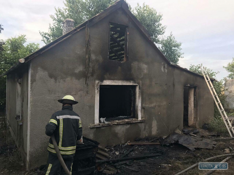 Мужчина погиб при пожаре в селе под Одессой