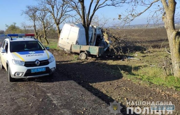 Один человек погиб и двое пострадали в ДТП в Одесской области