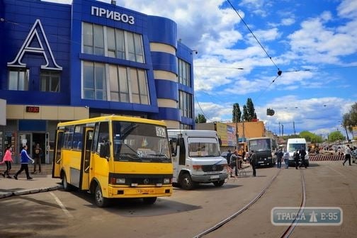 Мэр Одессы намерен запретить автобусам из области подъезжать к Привозу 