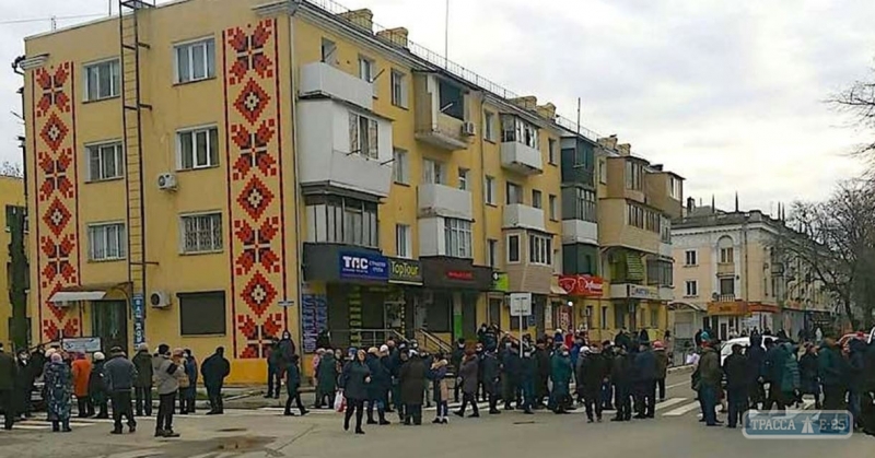 Жители Измаила перекрыли дорогу в знак протеста против высоких тарифов. Видео