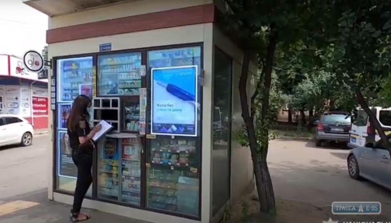 Кавказец в Одессе напал с ножом на продавщицу. Видео