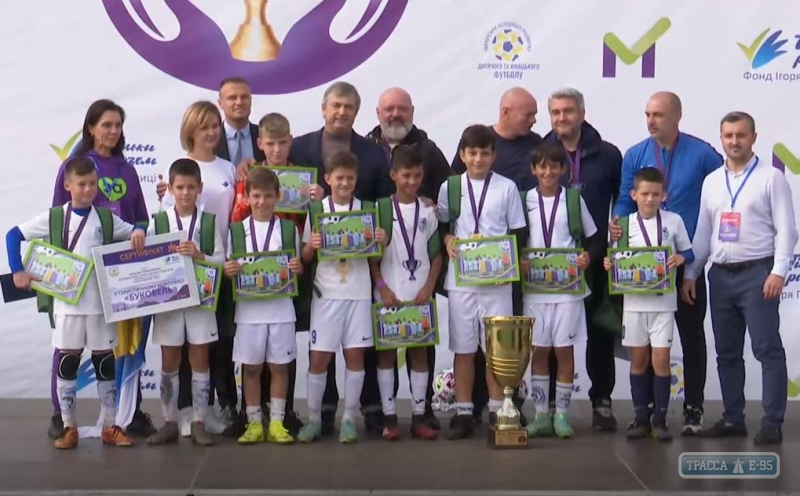 Юные одесские футболисты стали победителями Всеукраинского турнира «Кубок єднання - 2021»