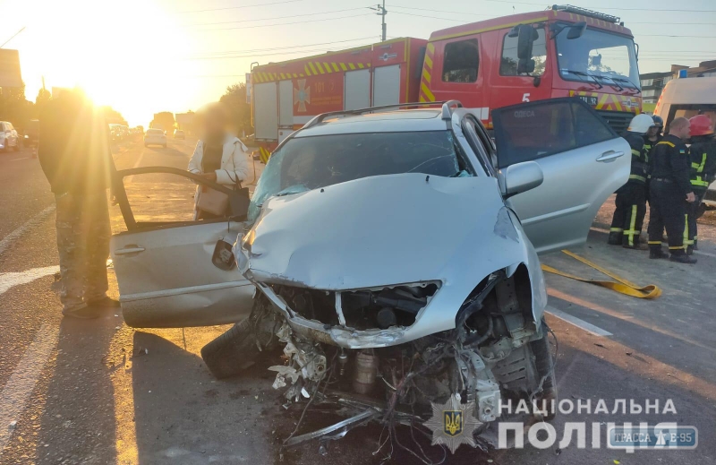 5 человек пострадали в ДТП под Одессой, женщина скончалась в больнице