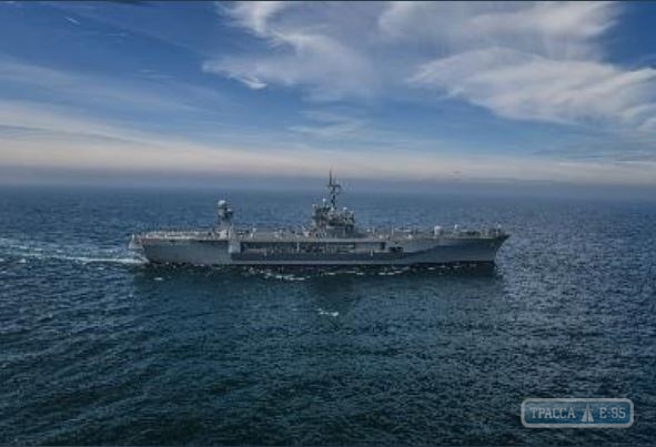 Флагманский корабль США направился в Черное море 