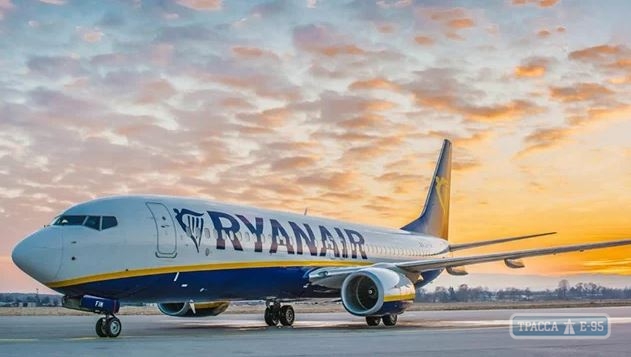 Ryanair отменил в январе 3 направления из Одессы 