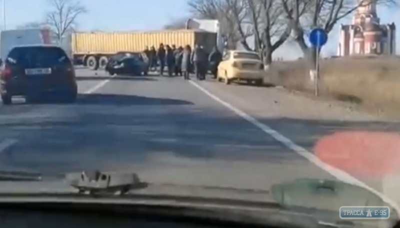 ДТП ограничило движение на трассе Одесса – Рени. Видео