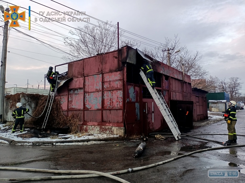 Станция техобслуживания горела в Одессе