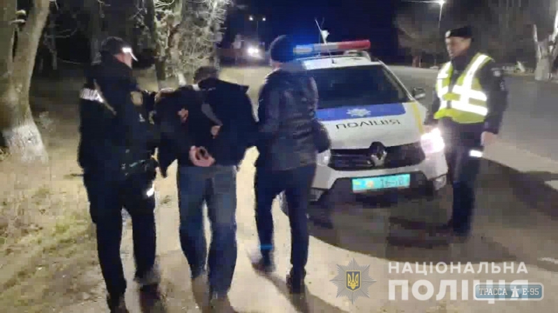Разбойники ограбили пенсионеров в Одесской области. Видео