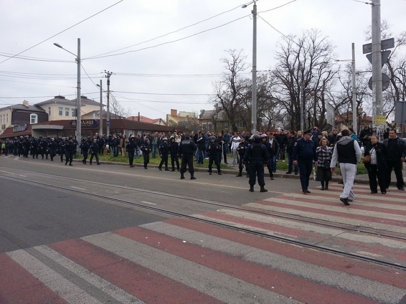 Сторонники Евромайдана и Антимайдана устроили массовую драку в Одессе. Есть пострадавшие